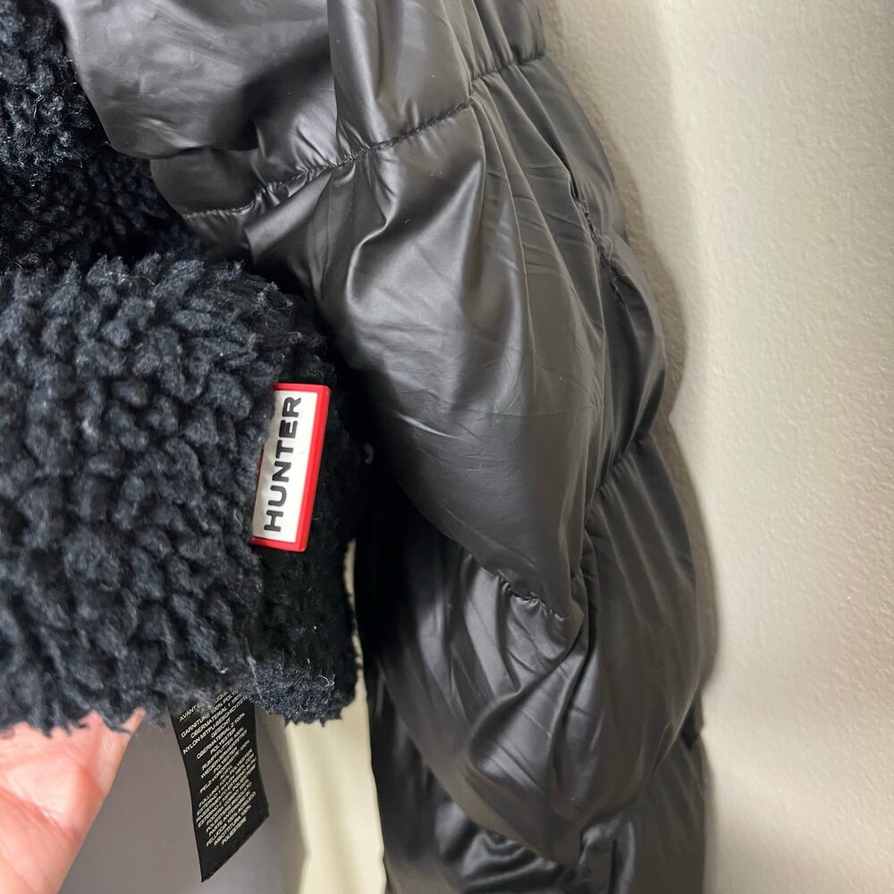 Hunter Black Puffer Jacket - image 8